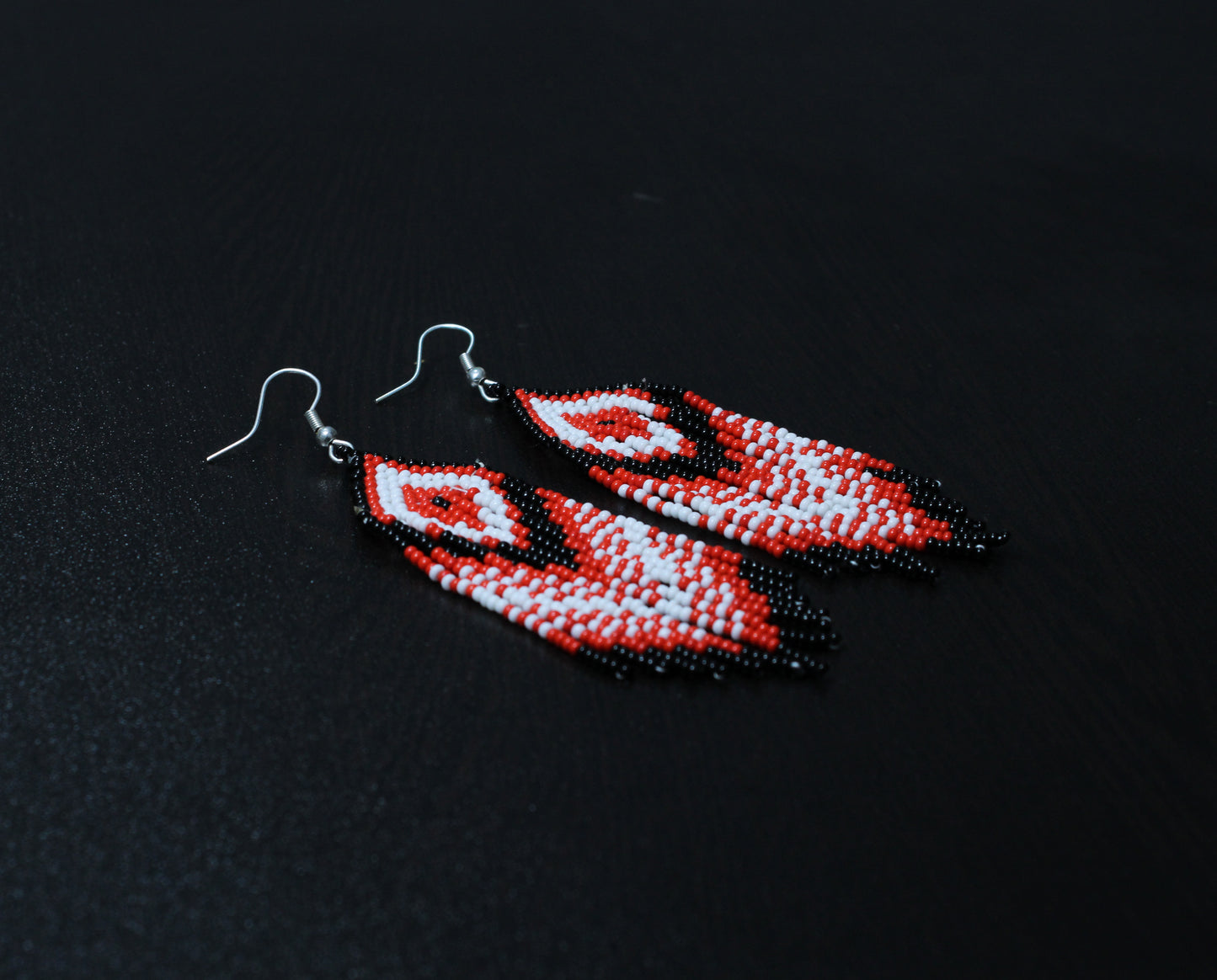 Red & White Flower Native American Beaded Necklace ( Handmade )