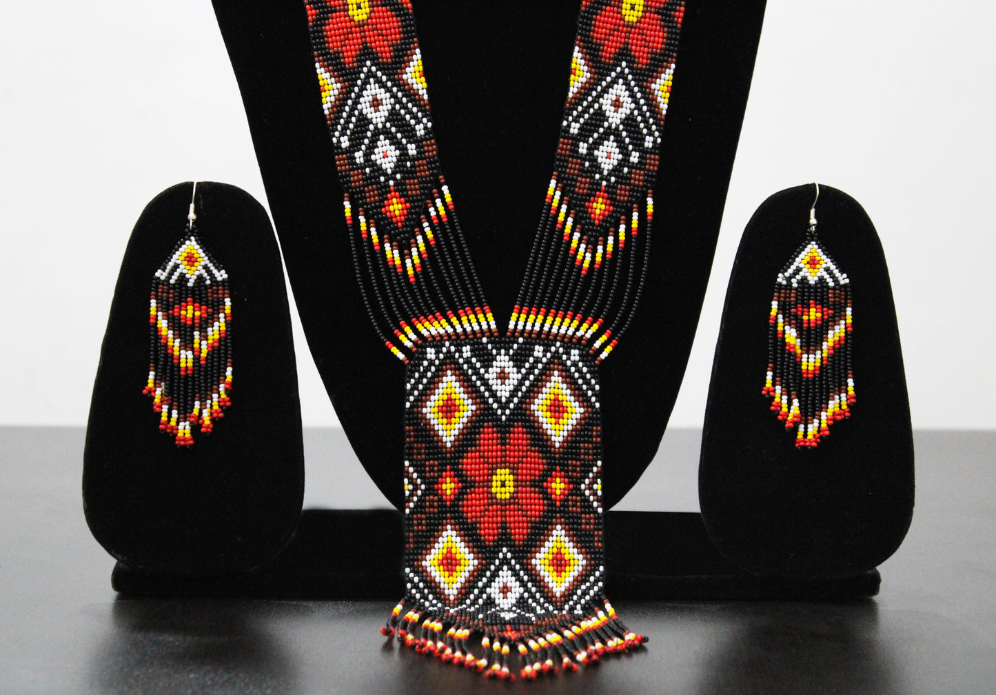 Black & Brown Flower Native American Beaded Necklace ( Handmade )