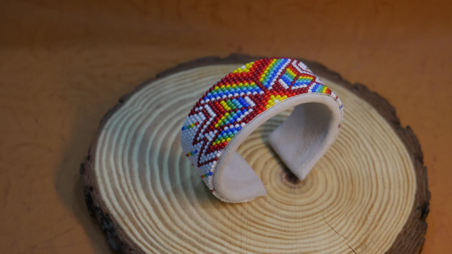 White Southwestern Bracelet native American seed beads Adjustable cuff bracelet (Handmade)