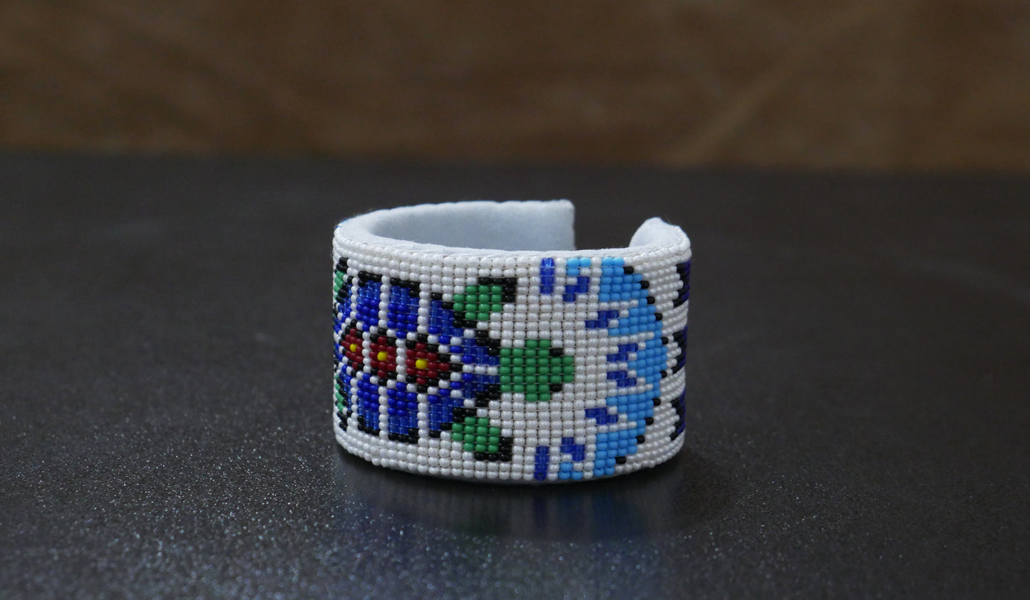 Cream Turtle Beaded Cuff Bracelet native American seed beads Adjustable cuff bracelet (Handmade)