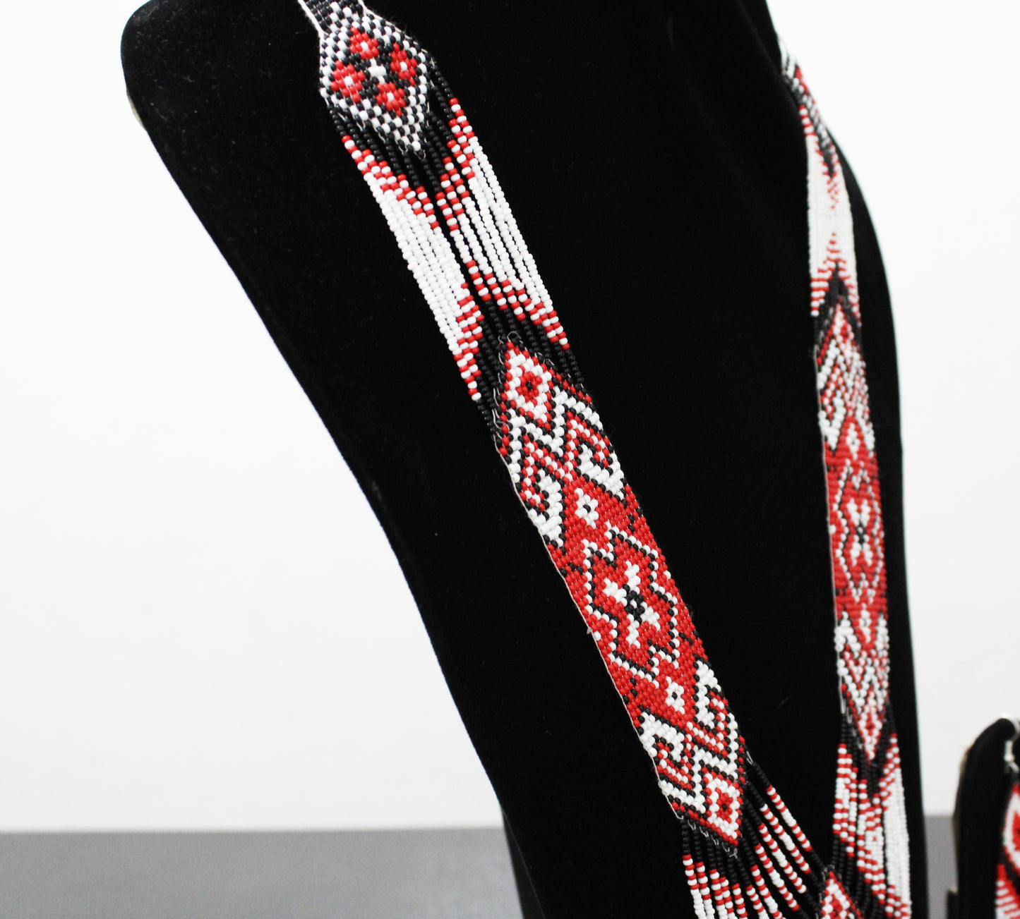 Red & White Flower Native American Beaded Necklace ( Handmade )