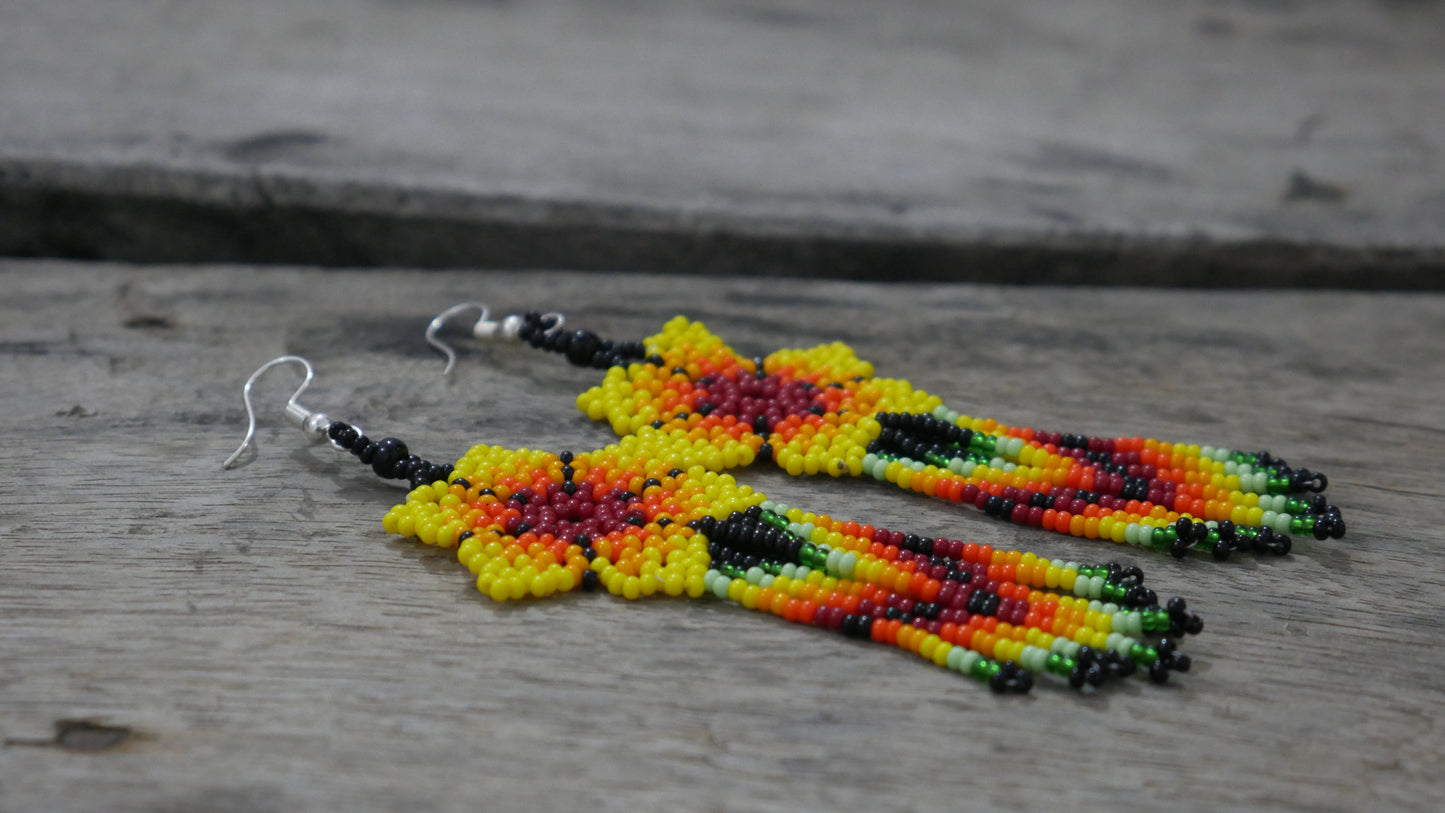 Yellow Native American Beaded huichol Necklace( Handmade )
