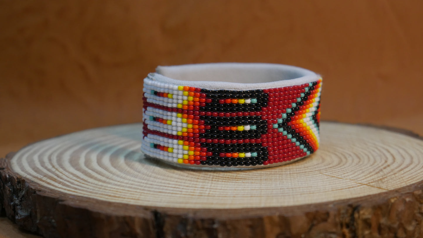 Brownish Red Bracelet native American seed beads Adjustable cuff bracelet (Handmade)